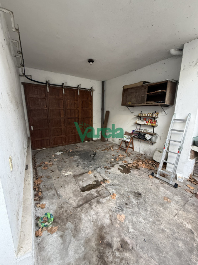 Casa ID.23106 - Venta Casa Padron Único Esquina la comercial 3 dor 2 baños garage