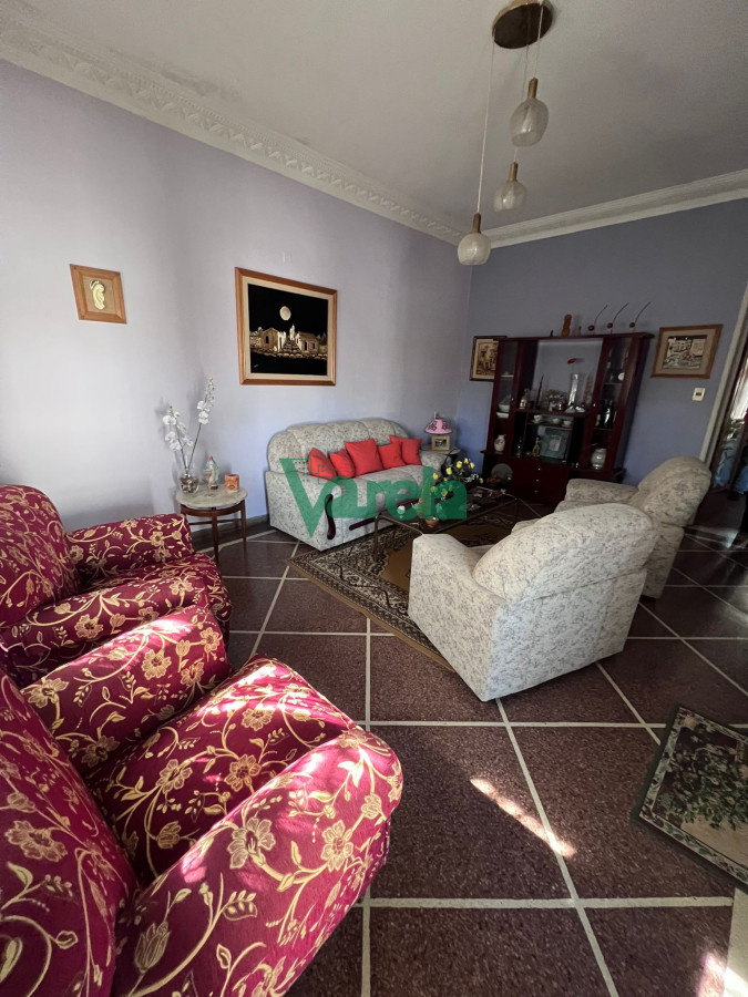 Casa ID.21883 - Venta nuda propiedad, casa padron unico, con dos aptos, Malvin