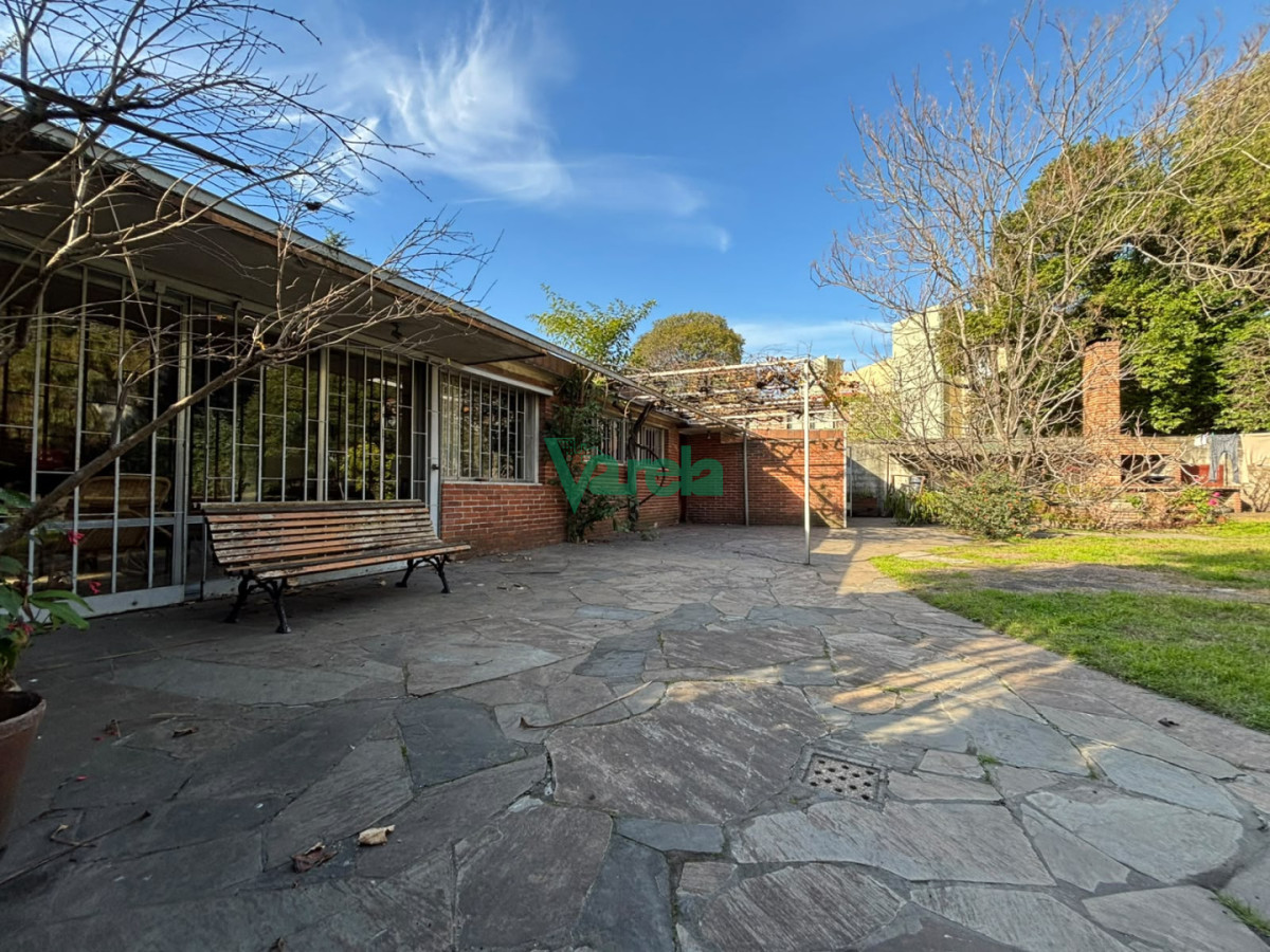 Casa ID.23103 - Venta de gran casa en parque Batlle de 5 dormitorios