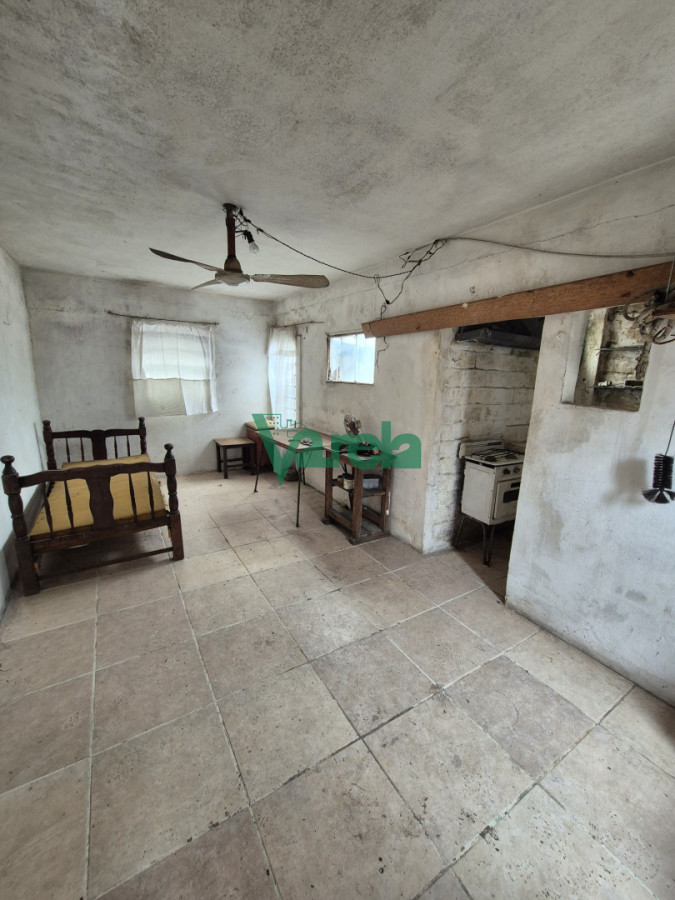 Casa ID.23190 - Venta casa 7 dormitorios, 4 baños, Aguada, Gral Flores y M.Garcia 