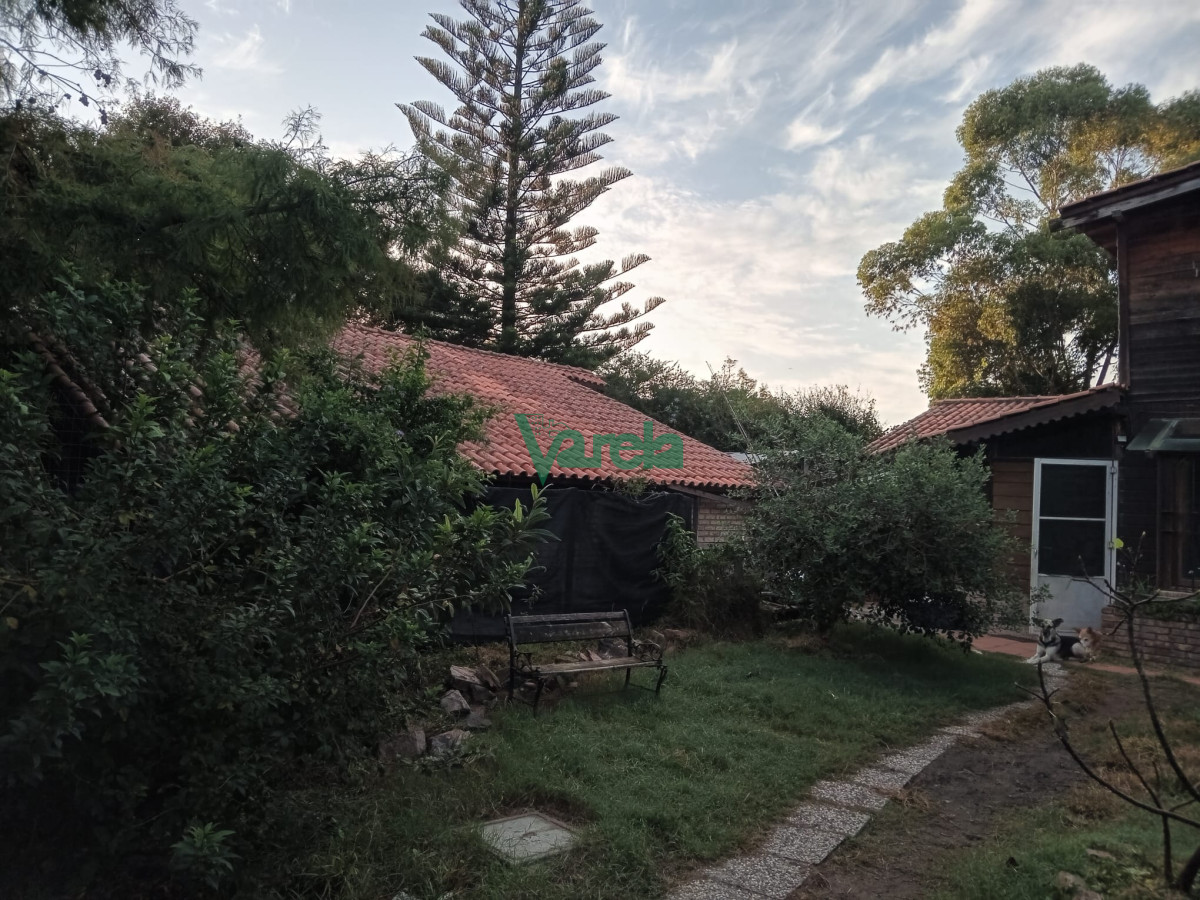Casa ID.22648 - Cabañas en venta Lomas de Solymar al sur .