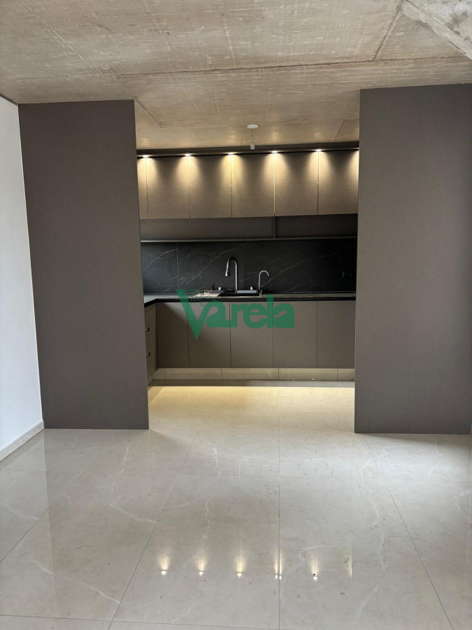 Casa ID.22621 -  Venta casa a estrenar en Shangrila, a 1 de Rambla y fondo parrillero 