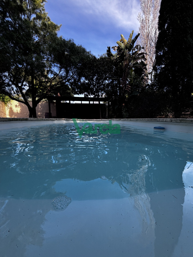 Casa ID.22717 - Casa mas local en venta 3 dormitorios 3 baños en El Pinar sur