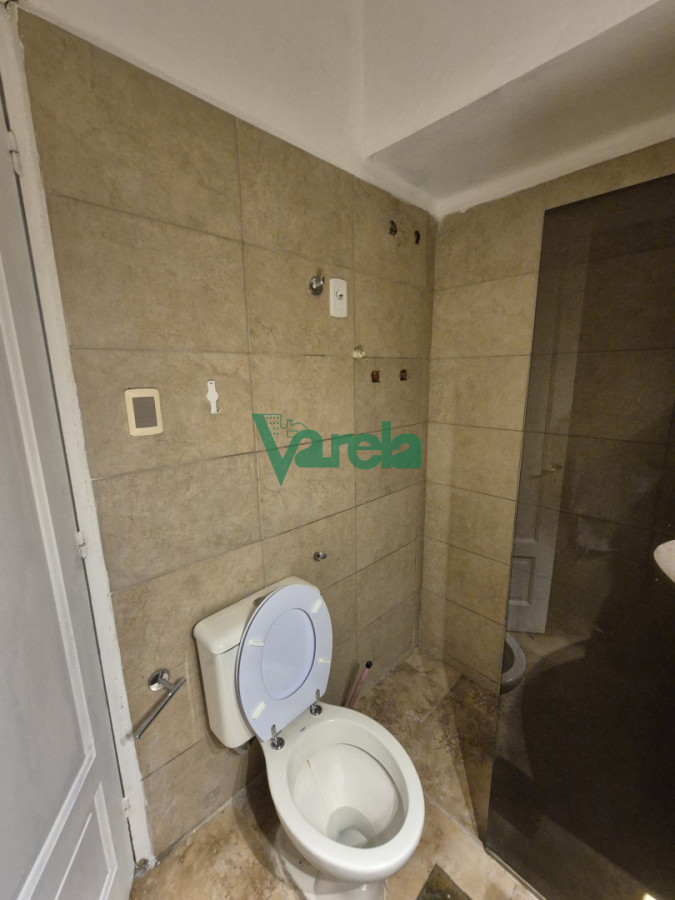 Casa ID.23099 - Alquiler casa Rivadavia prox Gral Flores
