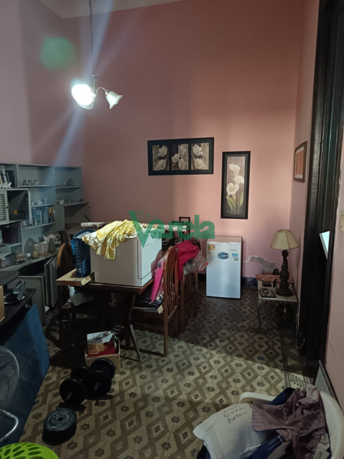 Casa ID.23075 - Casa en venta, Cordon sur, padron unico, a reciclar con 5 dorm