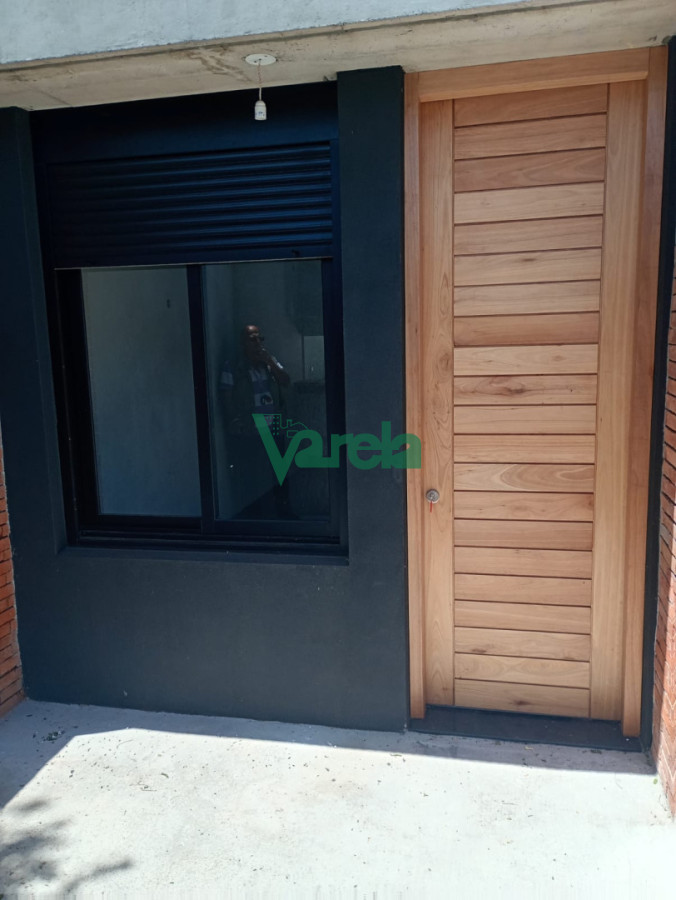 Casa ID.22755 - Venta casa Malvín Norte, 2 dormitorios, 1 baños, cochera, patio con parrillero