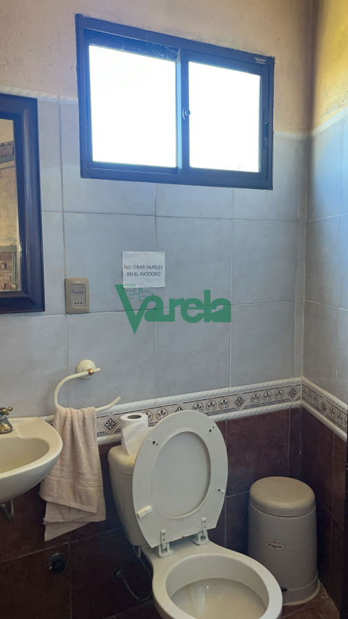 Casa ID.22417 - Casa Cuatro Dormitorios y Dos Baños al Sur 