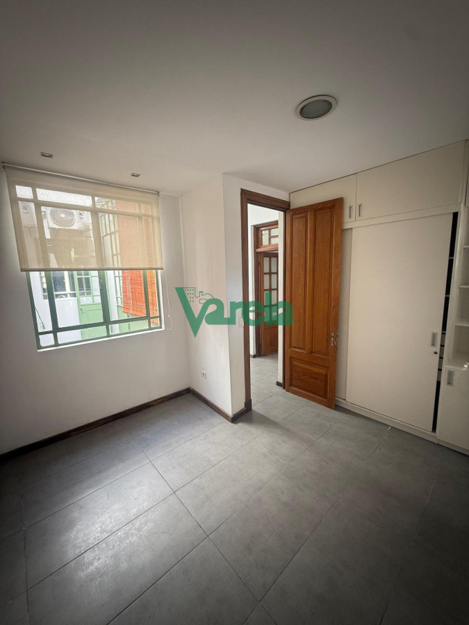 Casa ID.22835 - Casa en alquiler en Punta Carretas 3 dormitorios, 2 baños, garage