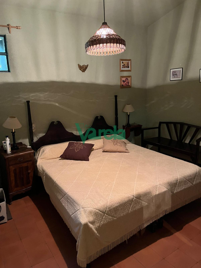 Casa ID.22178 - Casa en venta Salinas sur, proxima al Centro, cochera y fondo c/parrillero techado