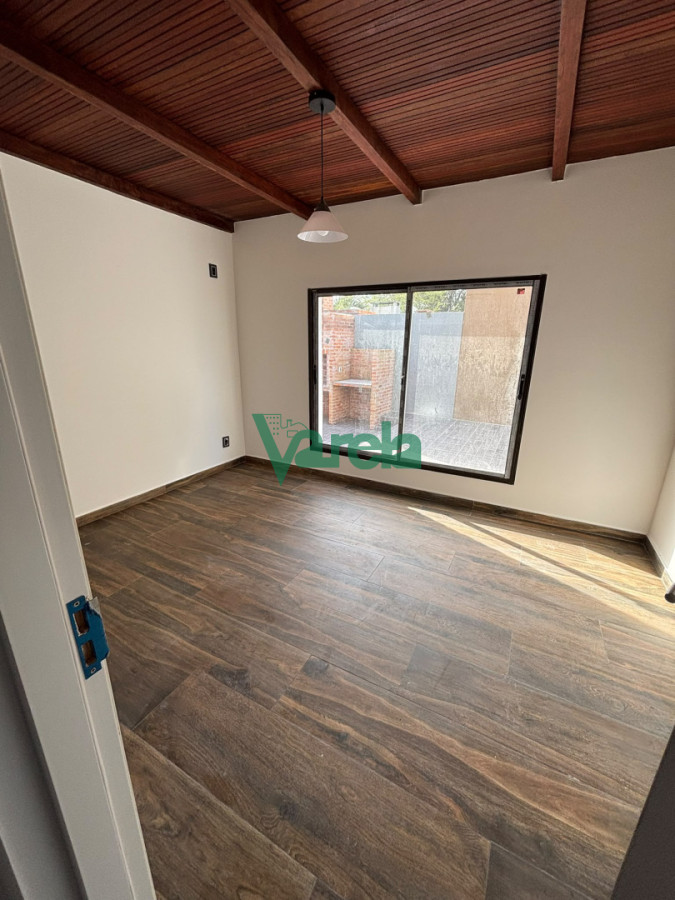 Casa ID.23153 - Casa en venta a estrenar en Lomas de Solymar 5 dormitorios 2 baños