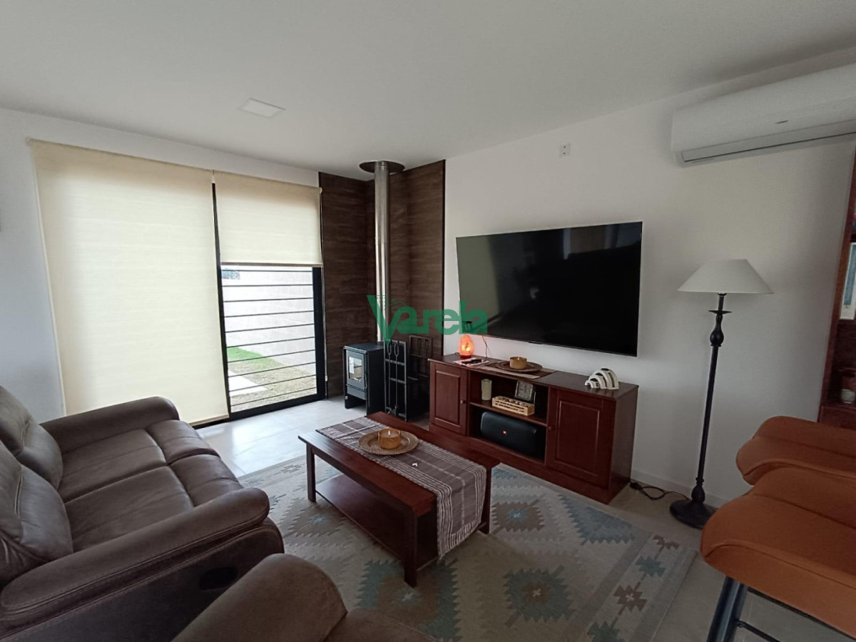 Casa ID.23084 - Casa Lagomar a estrenar
