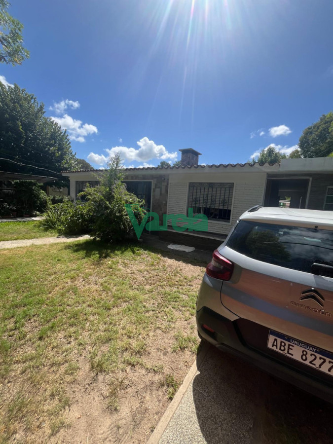 Casa ID.22949 - Venta de casa en Salinas sur, 2 dormitorios, apartamento y piscina