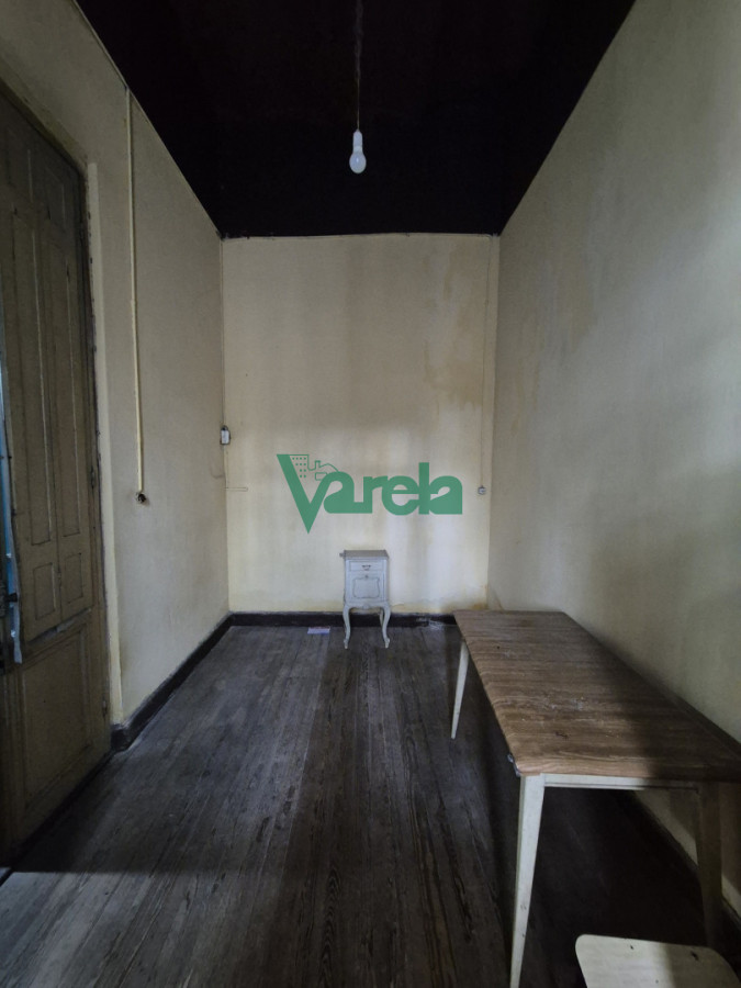 Casa ID.23190 - Venta casa 7 dormitorios, 4 baños, Aguada, Gral Flores y M.Garcia 