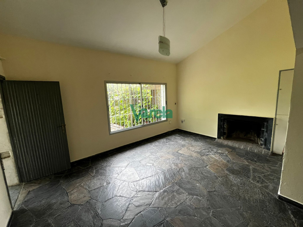 Casa ID.22389 - Venta de casa de 2 o 3 dormitorios en el Bosque