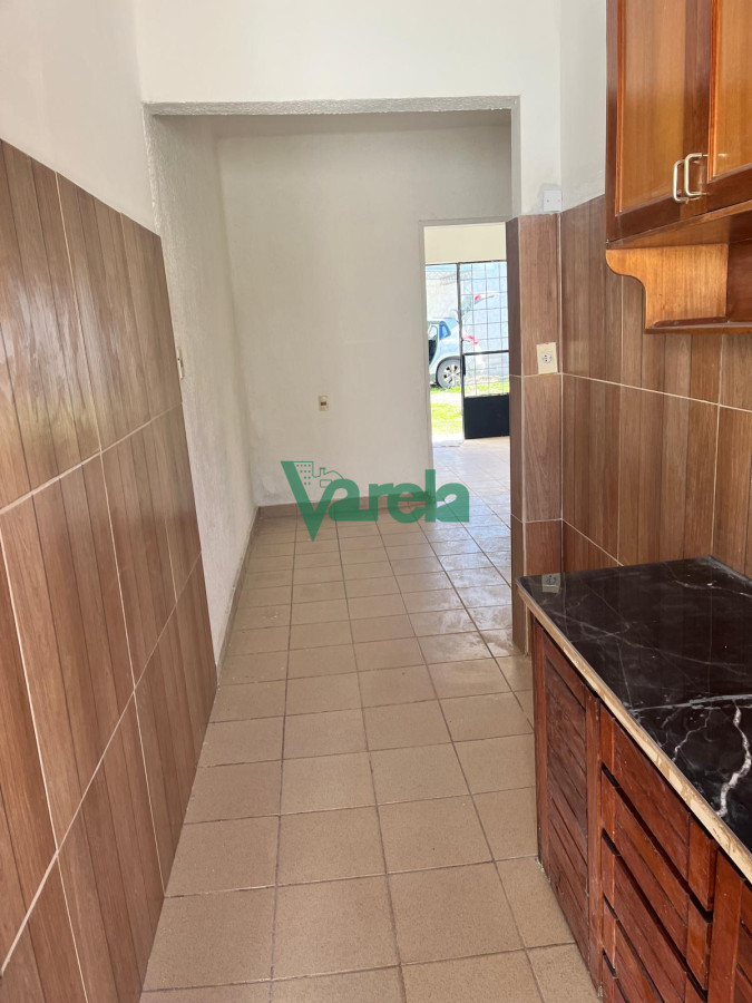 Casa ID.22270 - Venta casa, Punta Gorda , 2 dormitorios,1baños completo, jardín, cochera, patio con parrillero