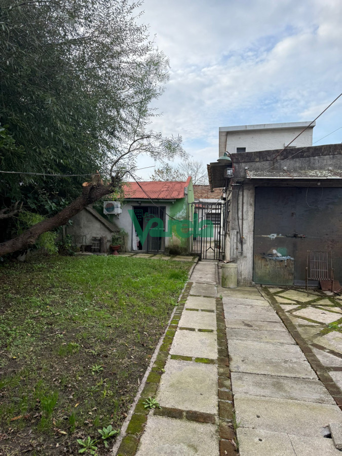 Casa ID.22628 - Venta Casa 2 dormitorios Apartamento de uno y monoambiente union