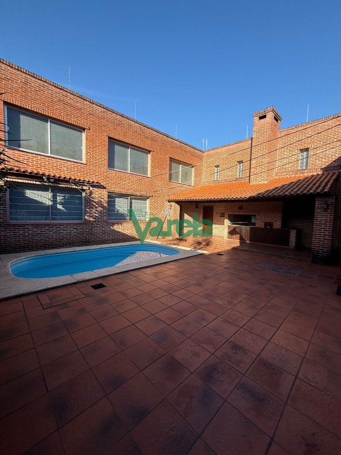 Casa ID.22671 - Venta Casa Con Galpon Ideal Negocio y Vivienda Colon