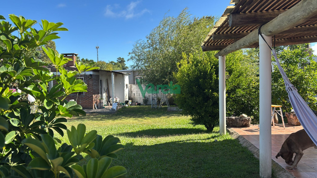 Casa ID.22975 - Venta de casa en Solymar de 3 dormitorios en 630 2 Terreno  