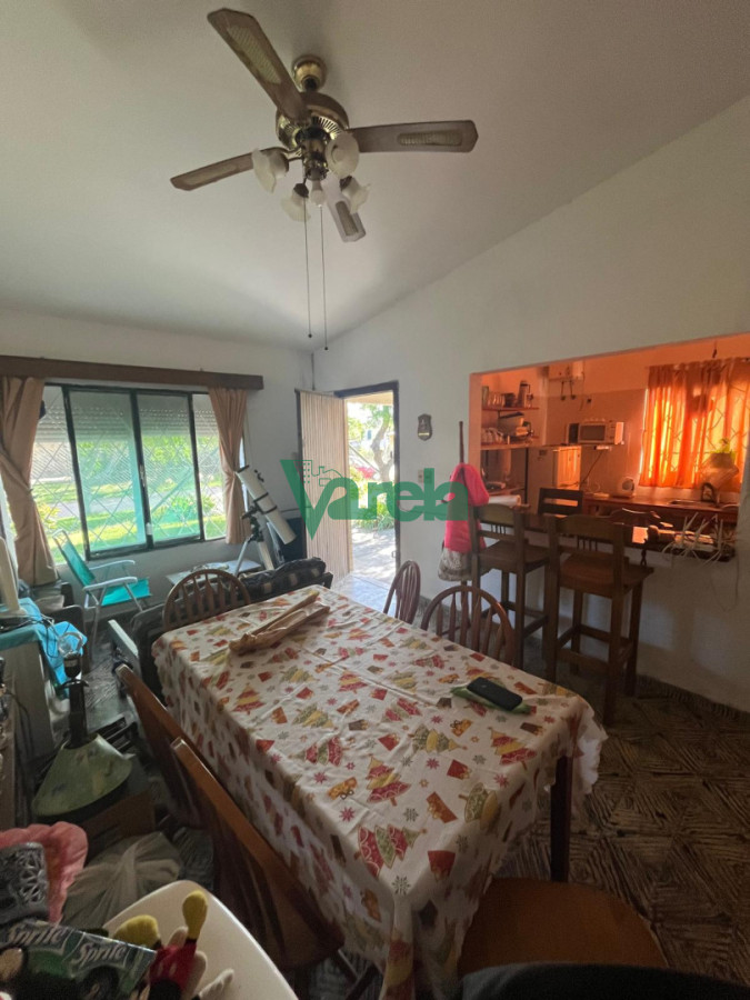 Casa ID.23009 - Venta de casa en Salinas, 2 dormitorios, estufa leña, parrillero