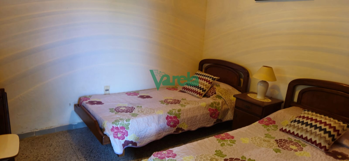 Casa ID.22504 - Casa en Atlántida, dos dormitorios y apartamento al fondo