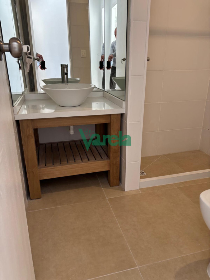 Casa ID.22757 - Alquiler de muy buena casa en Shangrila sur, 4 dormitorios, 3 baños