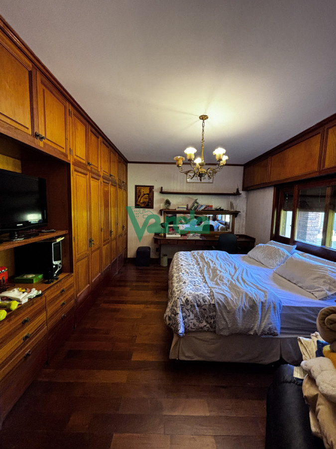 Casa ID.22574 - Casa en venta en El Pinar Sur 5 dormitorios 5 baños !! 