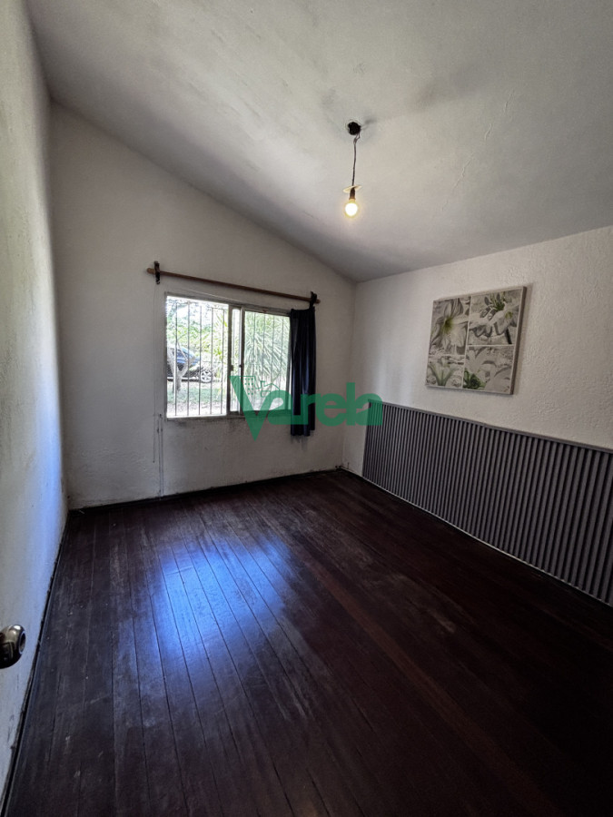 Casa ID.22710 - Casa y Local en venta ,3 dormitorios El Pinar norte.