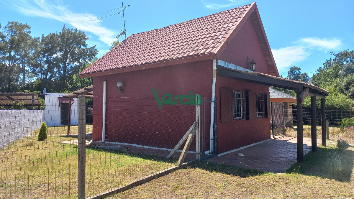 Casa ID.22501 - Casa en venta en Pinamar sur, casa tipo cabaña