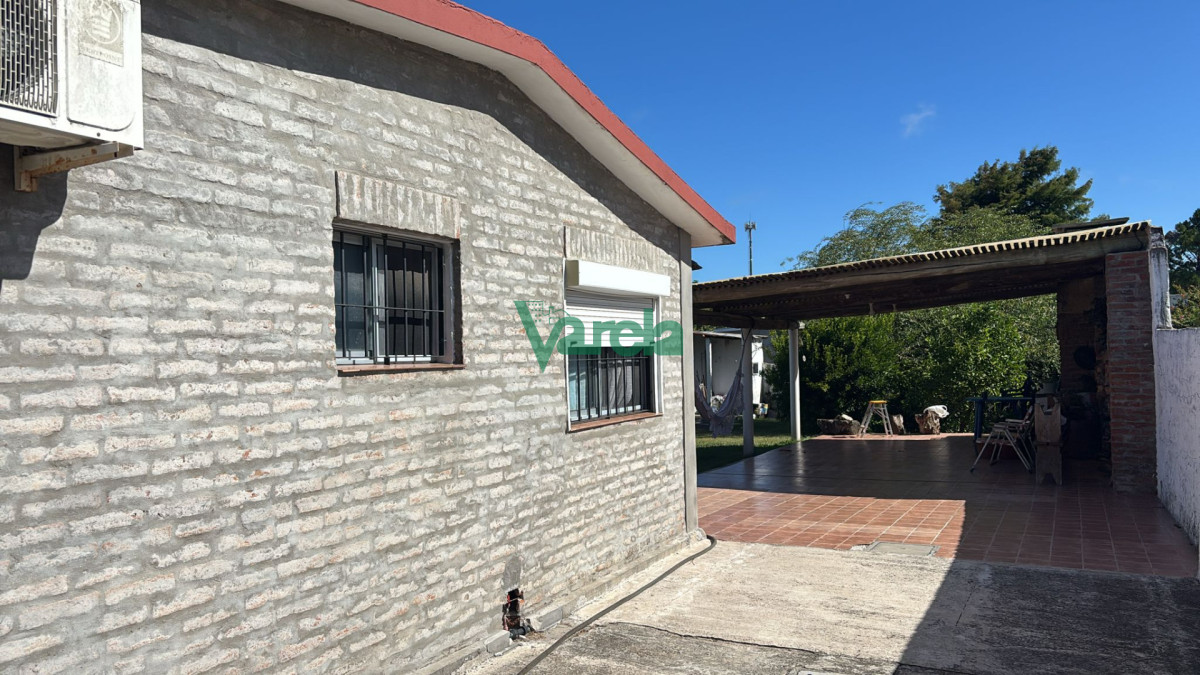 Casa ID.22975 - Venta de casa en Solymar de 3 dormitorios en 630 2 Terreno  