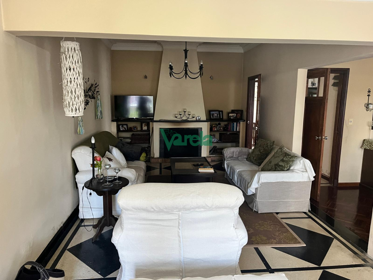 Casa ID.22251 - Venta casa, Punta Gorda, 3 dormitorios,2 baños completos, 185m2 