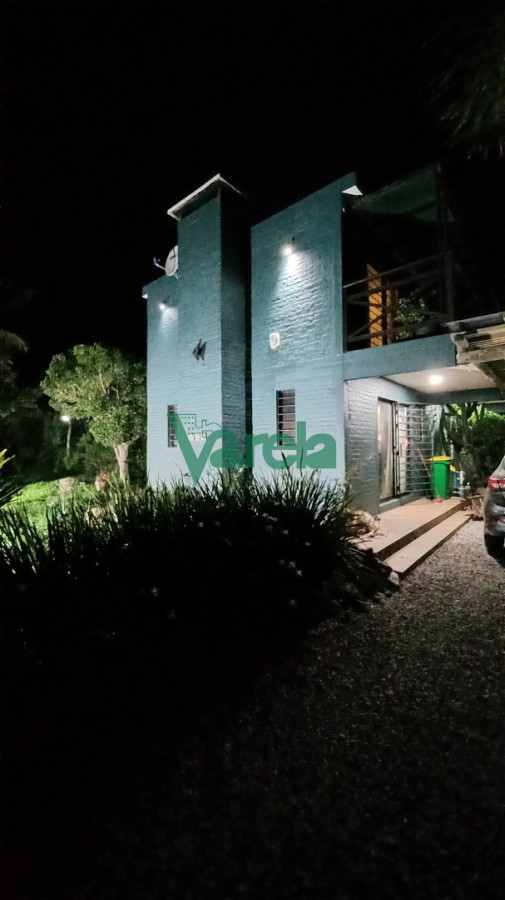 Casa ID.22957 - Casa en venta en San Luis, 2 dormitorios, 2 plantas, vista al mar