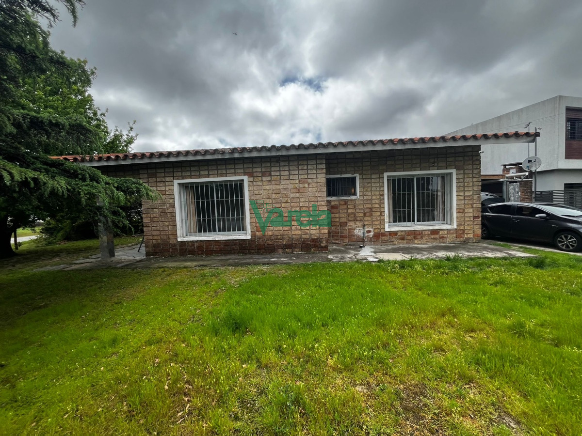 Casa ID.22389 - Venta de casa de 2 o 3 dormitorios en el Bosque