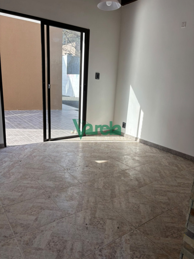 Casa ID.23153 - Casa en venta a estrenar en Lomas de Solymar 5 dormitorios 2 baños
