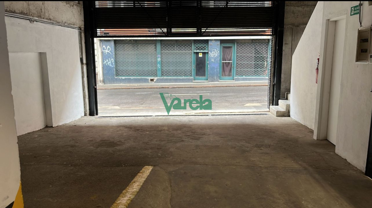 Casa ID.22552 - Venta Parking Ciudad Vieja Punto Estrategico No Lo Pierda