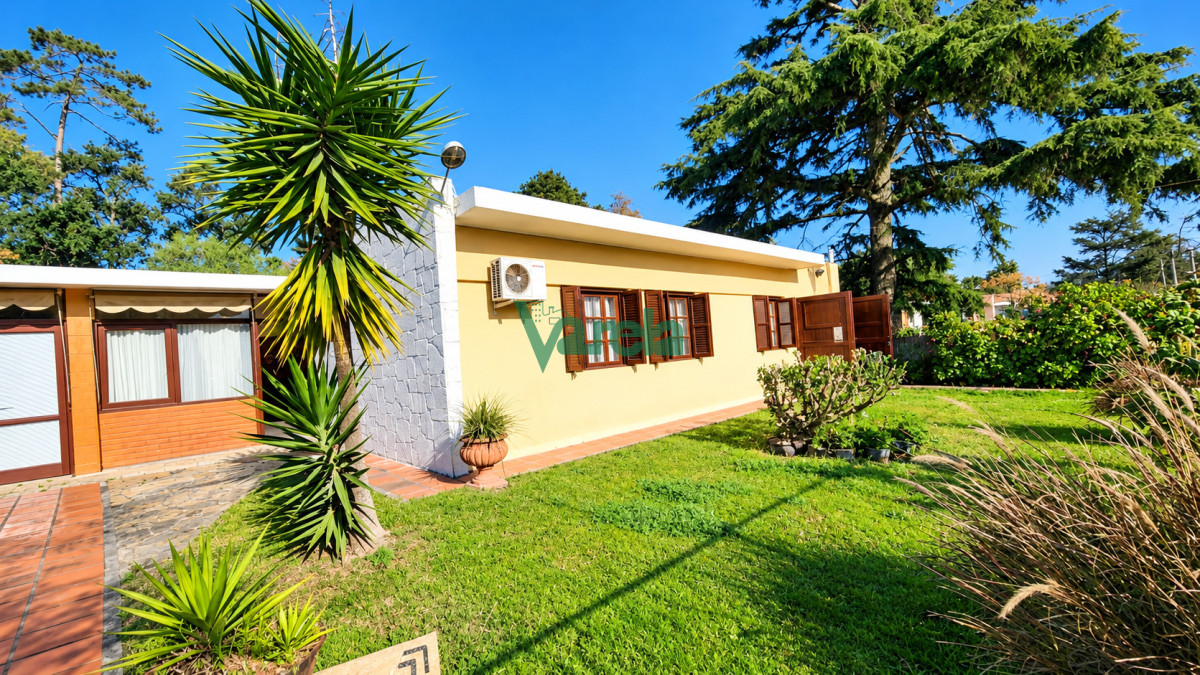 Casa ID.23214 - Casa 3 dormitorios, 3 baños en Atlantida