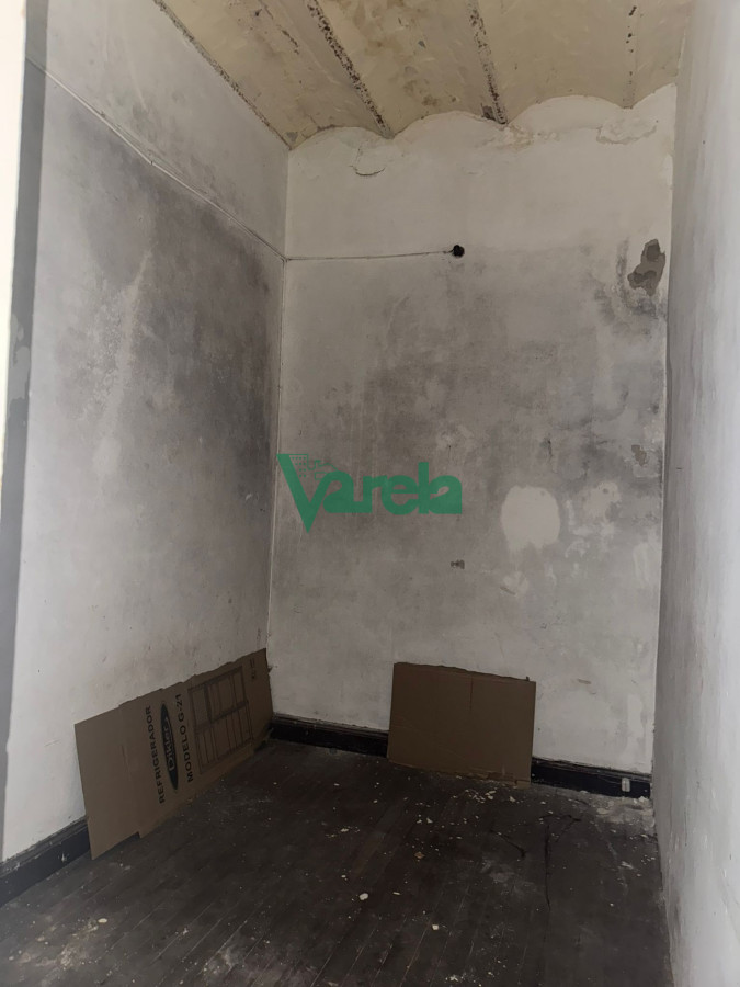 Casa ID.22627 - Venta casa de Altos en el Centro, 14 dormitorios, 2 baños, inversion