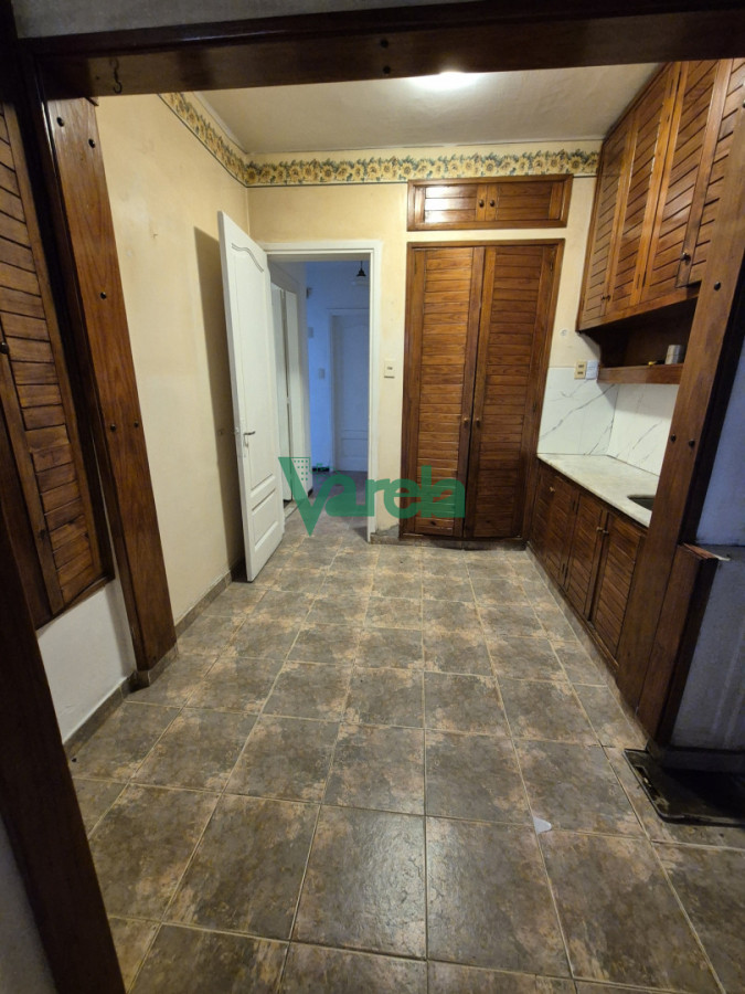 Casa ID.23099 - Alquiler casa Rivadavia prox Gral Flores