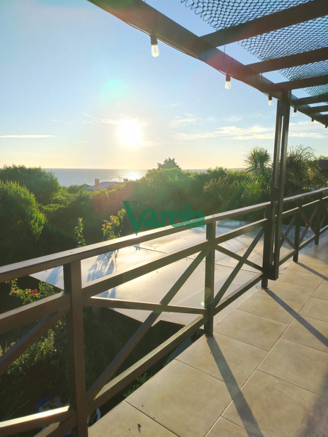 Casa ID.22957 - Casa en venta en San Luis, 2 dormitorios, 2 plantas, vista al mar