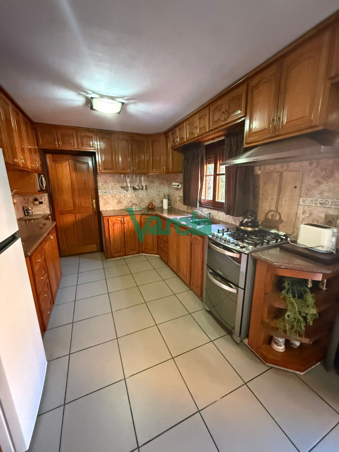 Casa ID.22671 - Venta Casa Con Galpon Ideal Negocio y Vivienda Colon