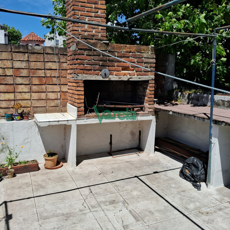 Casa ID.22809 - Casa Cordón 3 dormitorios 2 baños living con estufa a leña, azotea con parrillero