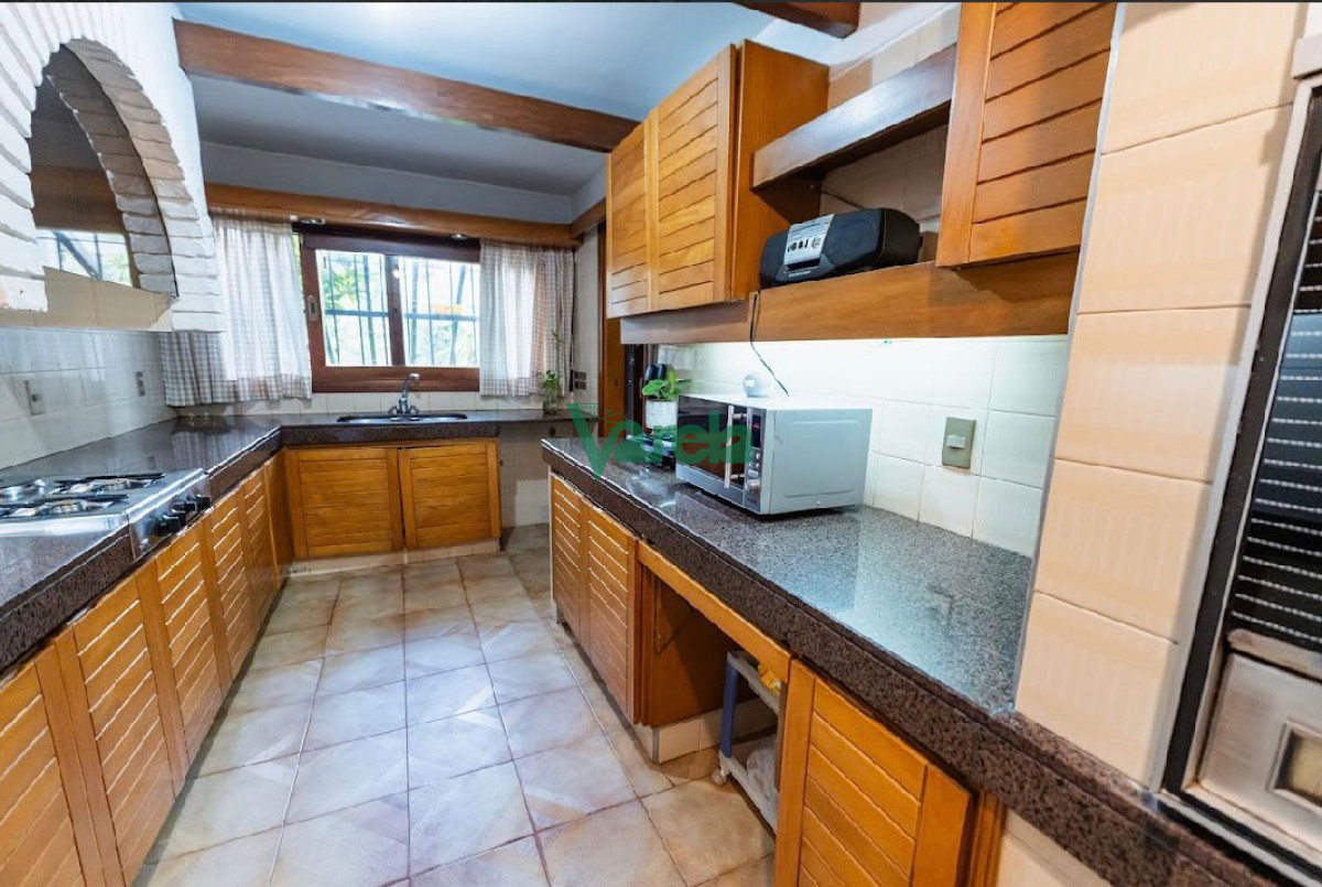 Casa ID.22962 - Venta de casa cuatro dormitorios en Punta Carretas