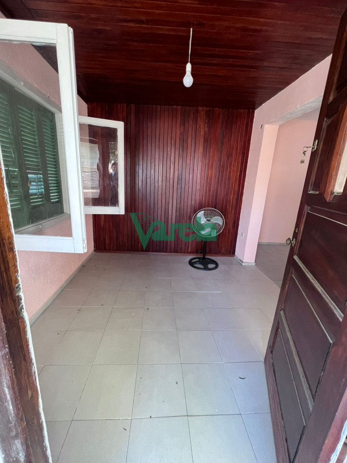 Casa ID.21883 - Venta nuda propiedad, casa padron unico, con dos aptos, Malvin