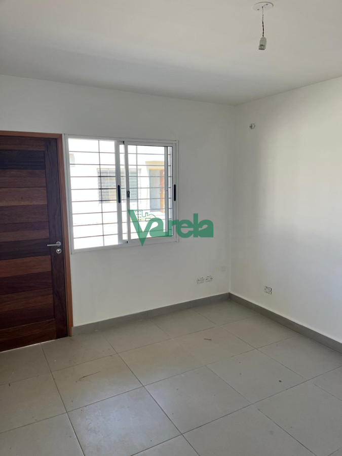 Casa ID.22457 - Alquiler casa 1 dormitorio Carrasco Norte a estrenar a metros Portones Shopping
