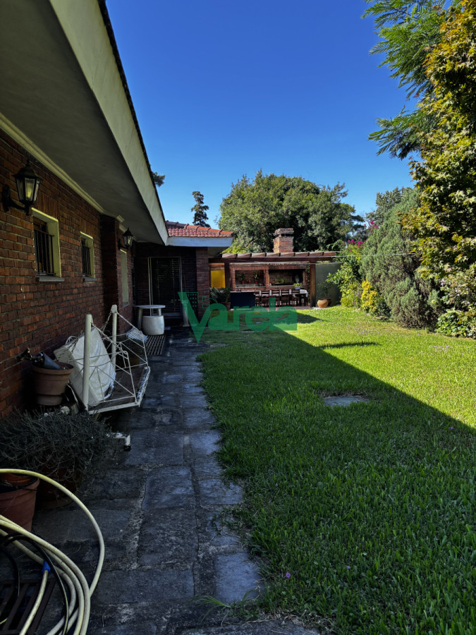 Casa ID.22574 - Casa en venta en El Pinar Sur 5 dormitorios 5 baños !! 