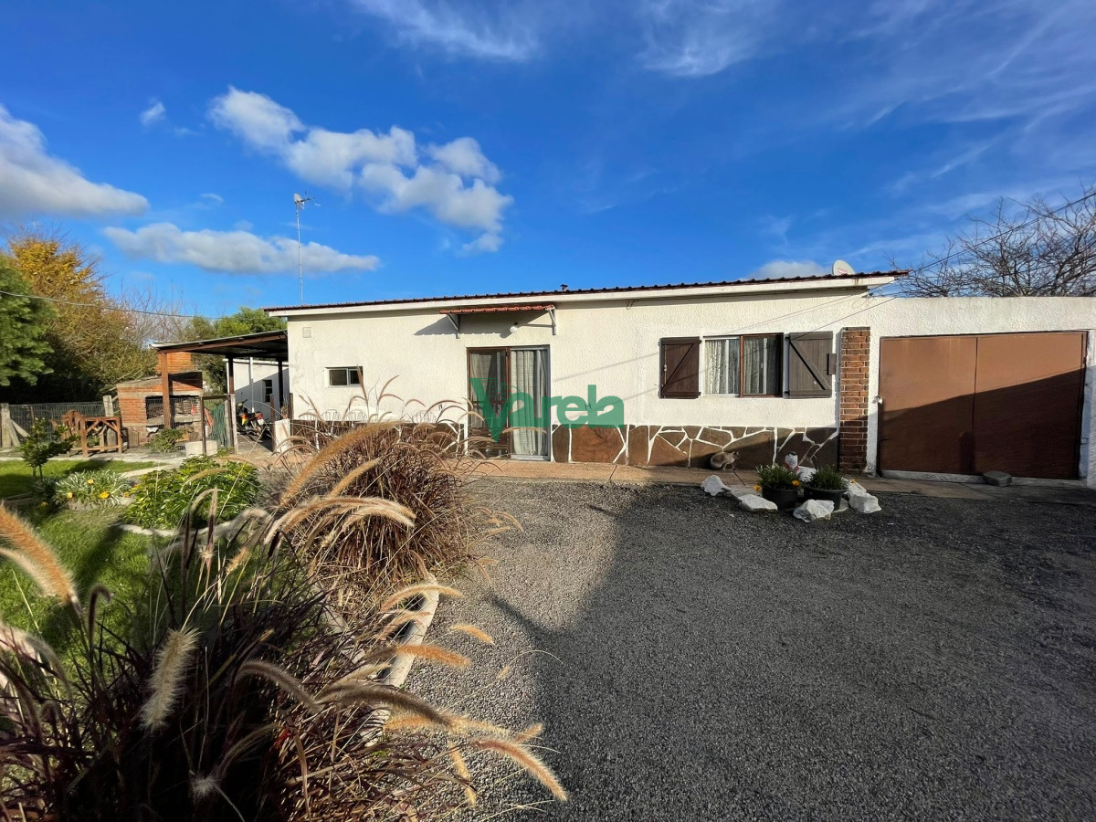 Casa ID.22219 - Venta de Casa, Soca, con 3 dormitorios, parrillero techado, gran terreno.