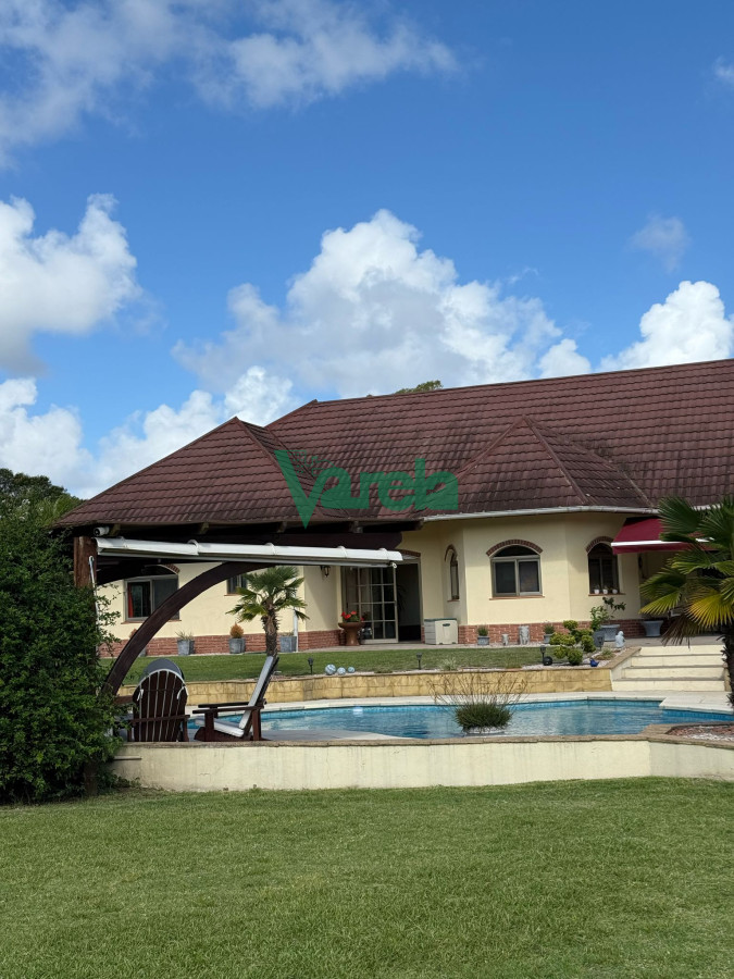 Casa ID.22568 - Casa de 3 dormitorios en Paraíso Suizo 