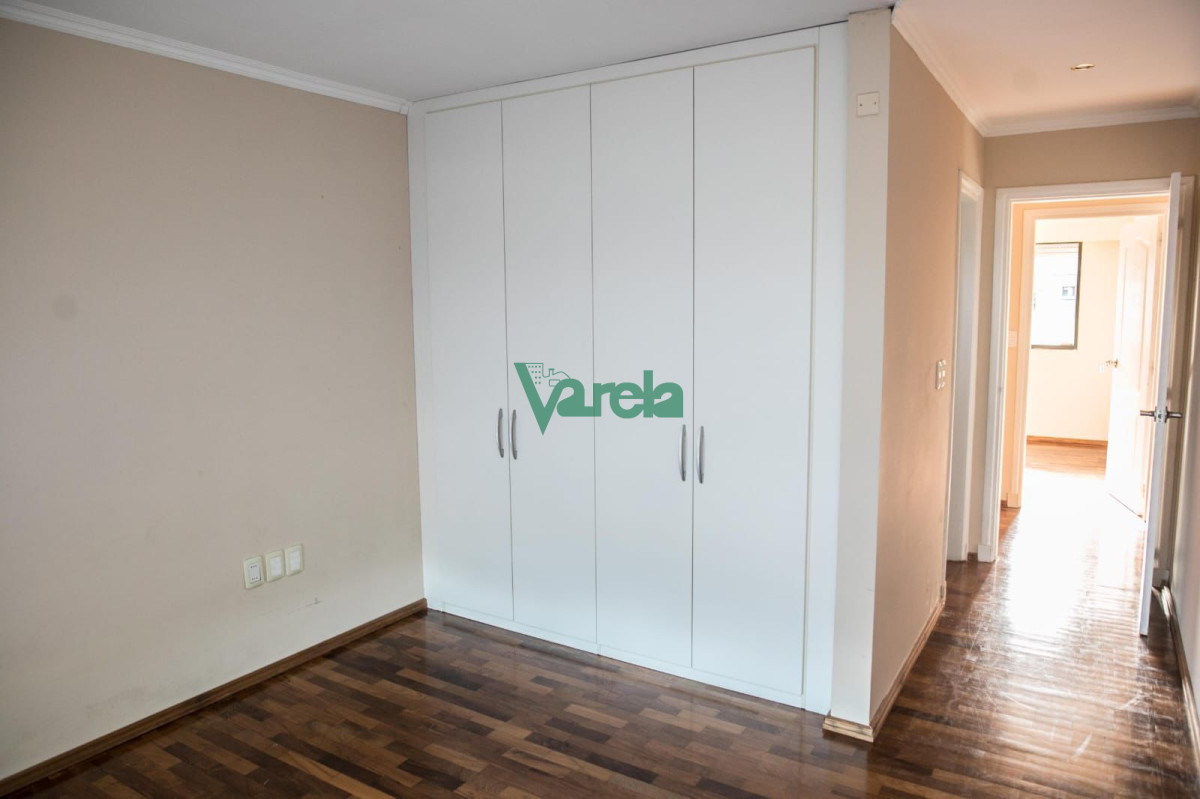 Casa ID.22898 - Casa en Alquiler Barrio privado Carmel 5 dormitorios 5 baños