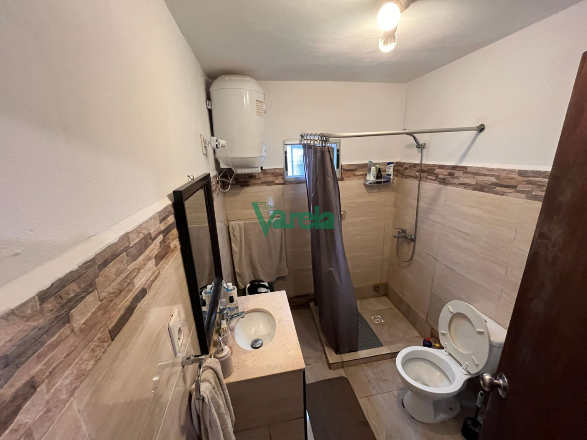 Casa ID.23074 - Casa en venta en Lagomar de 2 dormitorios, mas apto de 3 dorm