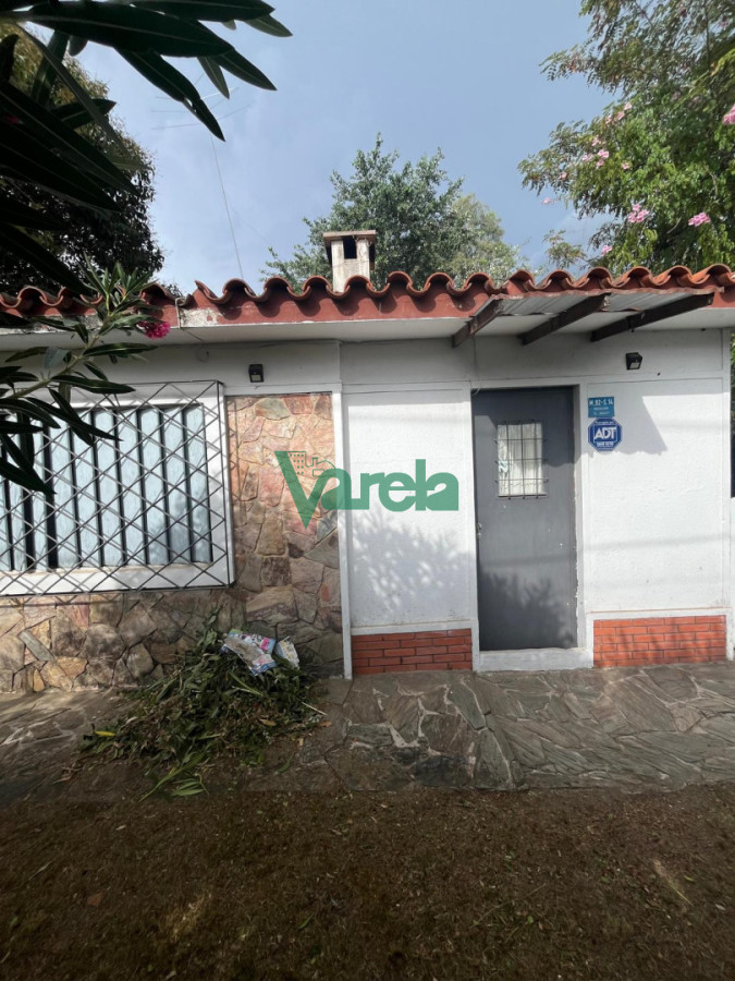 Casa ID.22941 - Venta de casa en Salinas, 1 dormitorio y demás