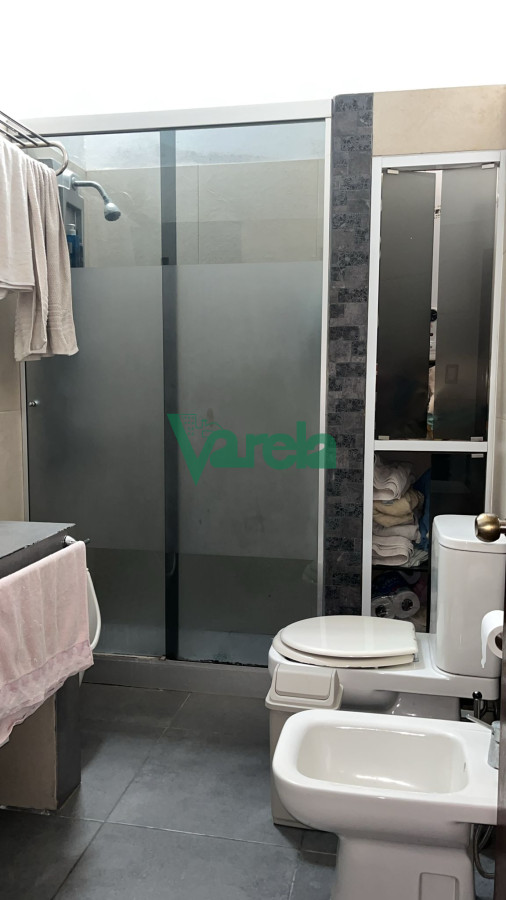 Casa ID.22417 - Casa Cuatro Dormitorios y Dos Baños al Sur 